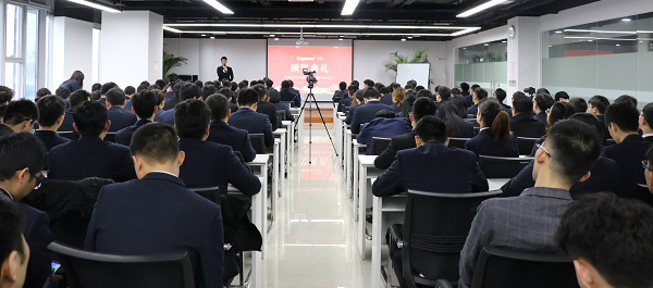 2019年，聯(lián)測(cè)“新征程，大未來”年終盛典